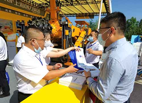 創(chuàng)力集團亮相2022中國(泰山)國際礦業(yè)裝備與技術展覽會(圖4) 創(chuàng)力集團亮相2022中國(泰山)國際礦業(yè)裝備與技術展覽會(圖4)