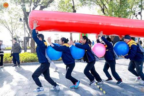 圖片2.jpg 2023年青浦職工嘉年華活動(dòng)圓滿結(jié)束 上海創(chuàng)力集團(tuán)職工代表隊(duì)榮獲團(tuán)體優(yōu)勝獎(jiǎng)(圖2)