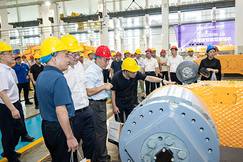 雙星耀煤海！創(chuàng)力集團(tuán)首發(fā)大坡度掘錨機(jī)與高速采煤機(jī)新產(chǎn)品發(fā)布會取得圓滿成功(圖8)