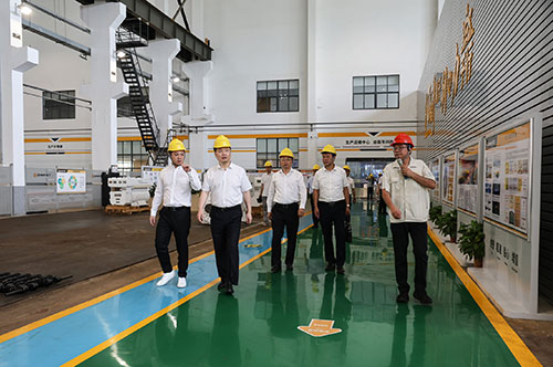 上海青浦區(qū)政協(xié)主席曹衛(wèi)東一行走訪上海創(chuàng)力集團(tuán)考察指導(dǎo)(圖1) 上海青浦區(qū)政協(xié)主席曹衛(wèi)東一行走訪上海創(chuàng)力集團(tuán)考察指導(dǎo)(圖1)